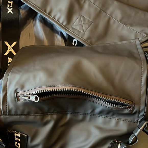 New-Arctix-XXL-black-rain bibs,heavy duty, rubberized,waterproof fabric,overalls - Picture 11 of 14